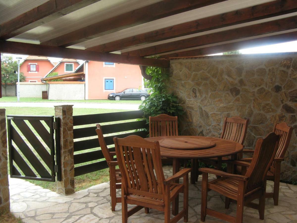 Apartma Geoteh Terme Catez 6032 Villa Krsko Luaran gambar